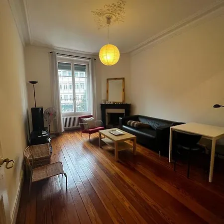La Navigation, 1 Bdr Appartement