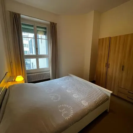 La Navigation, 1 Bdr * Genève